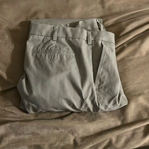 Men’s khaki dress pants